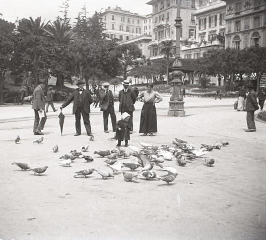 Genova - piazza Corvetto