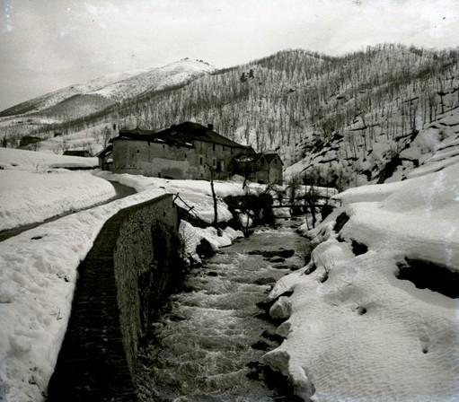 Fraconalto - cascinale lungo il torrente Lemme