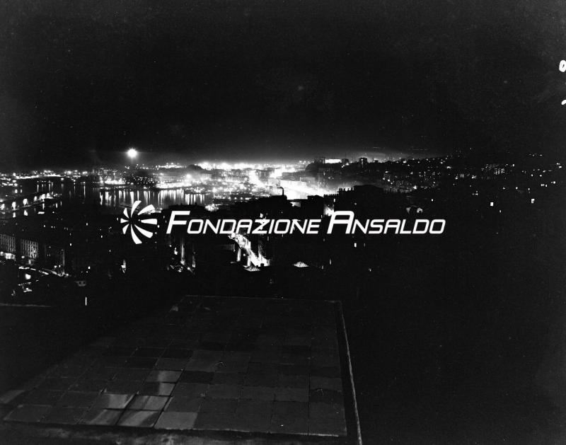 Genova - Righi - panorama notturno città