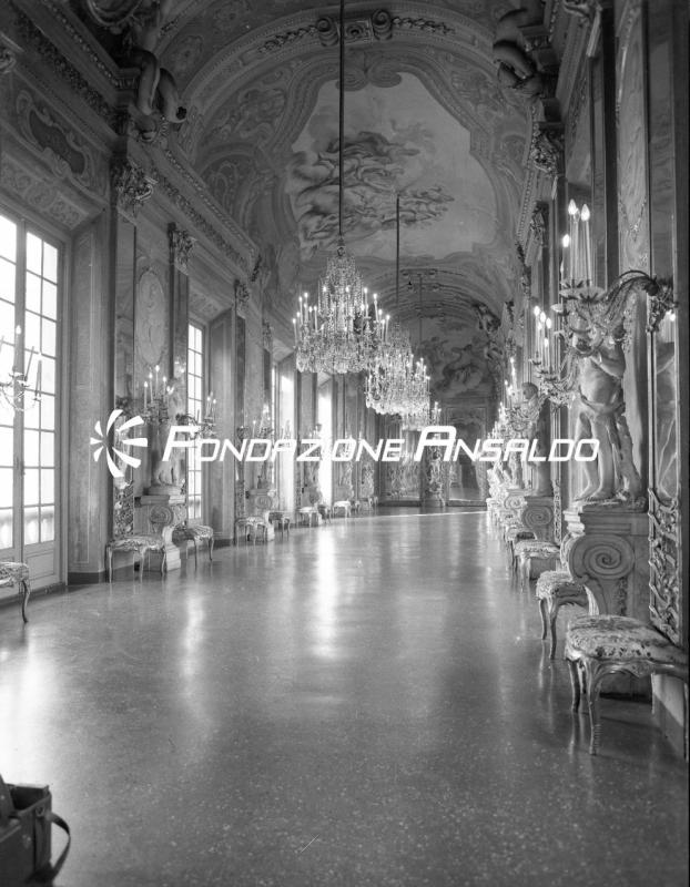 Genova - Palazzo Reale - galleria degli specchi