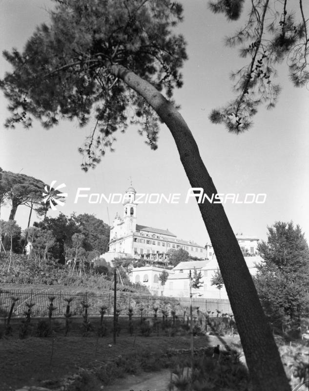 Genova - Pegli - Parrocchia dei Santi Martino e Benedetto