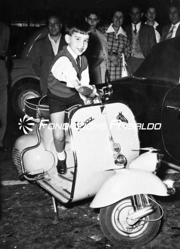 Piaggio - riproduzione pubblicità Vespa