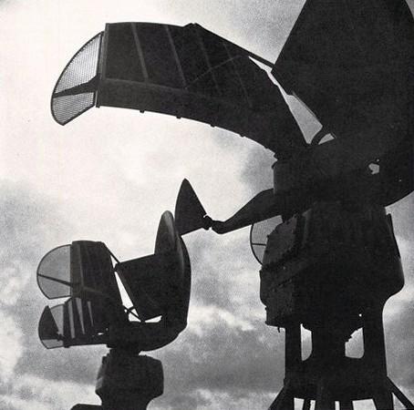 SG - 6b, radar della portata di 80 miglia costruito dalla società Microlambda, luglio - agosto 1956, anno IV, n. 4 - p. 63