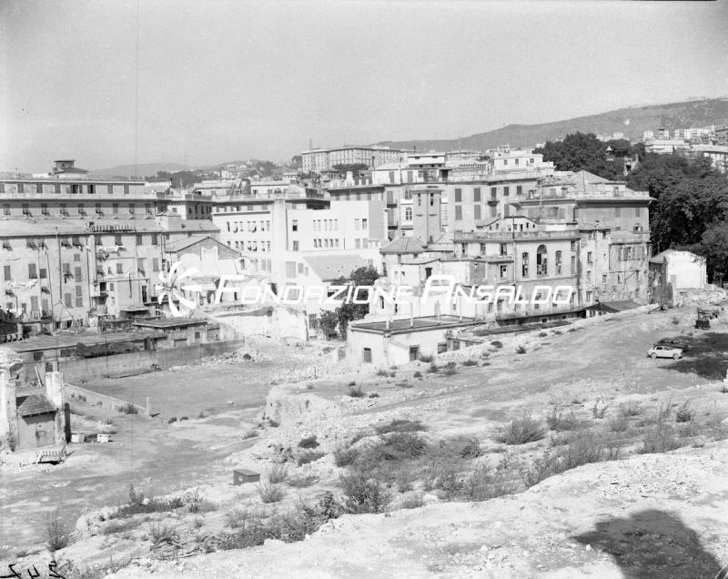 Genova - Piccapietra - demolizione