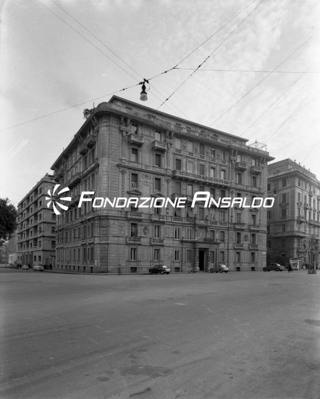 Genova - rotonda di Carignano