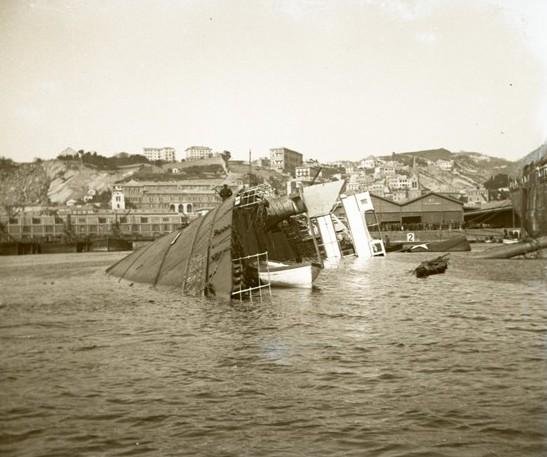 Genova - naufragio del piroscafo Regina Margherita