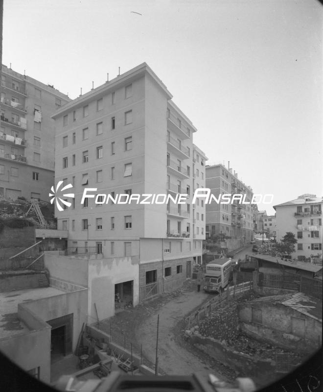 Genova - Marassi - costruzione nuovi caseggiati