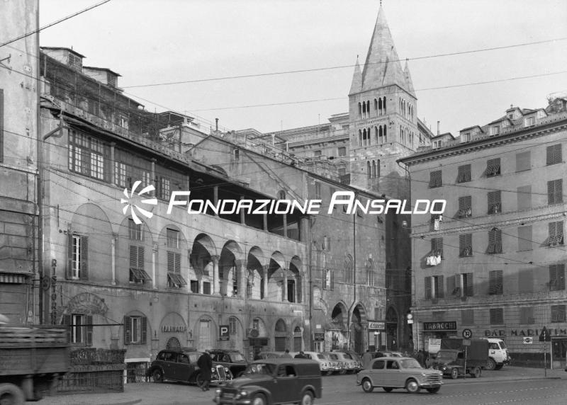 Genova - piazza della Commenda - Commenda di Pré