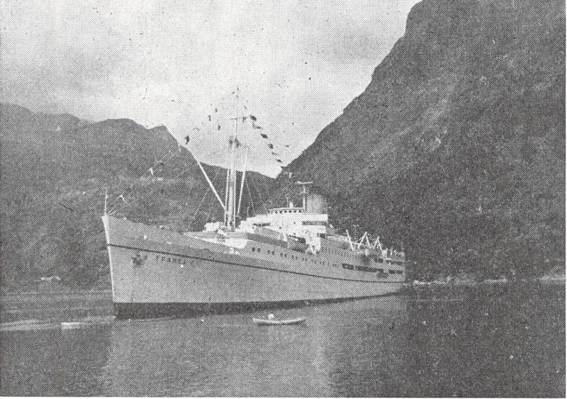 La nave Franca C tra i fiordi