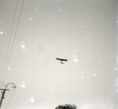 Aviazione. L'aeroplano in pieno volo (taglio)