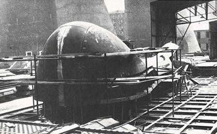 Dritto di prora della turbocisterna per la "Miraflores"  in costruzione presso l'Ansaldo - p. 15