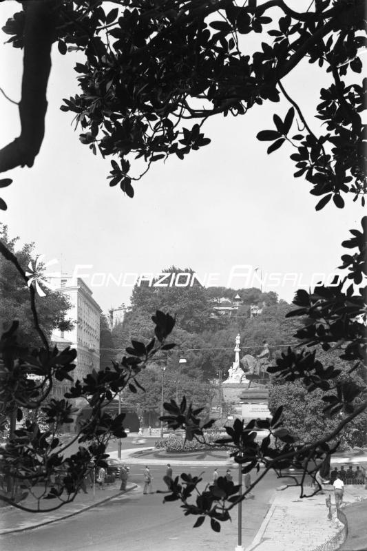 Genova - piazza Corvetto