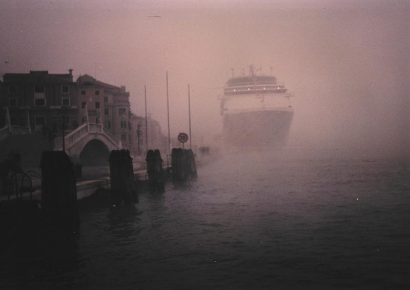 Costa Riviera (t/n) - All'ancora in Laguna a Venezia