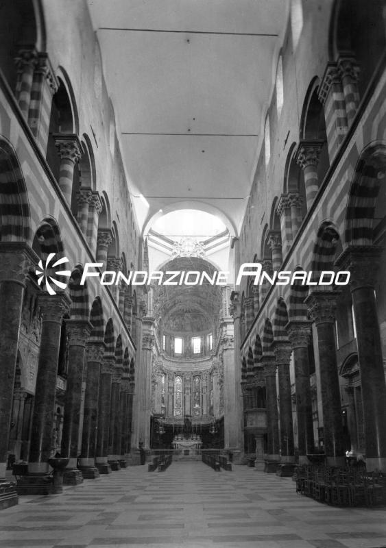 Genova - Cattedrale di San Lorenzo - navata
