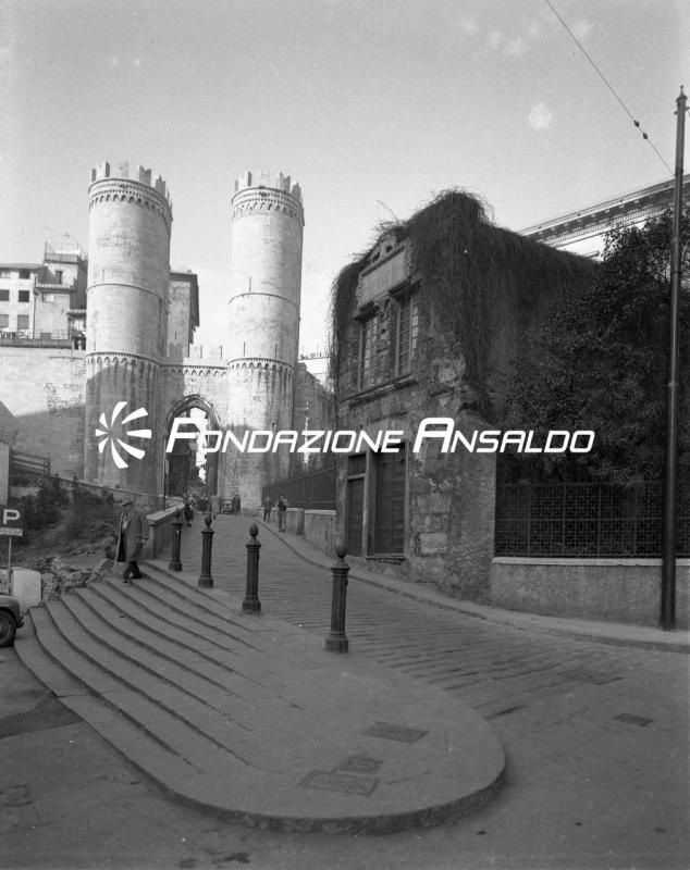Genova - Porta Soprana - casa di Colombo