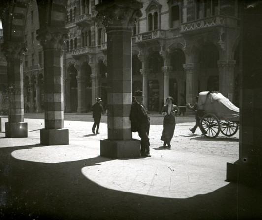 Genova - via XX Settembre - portici