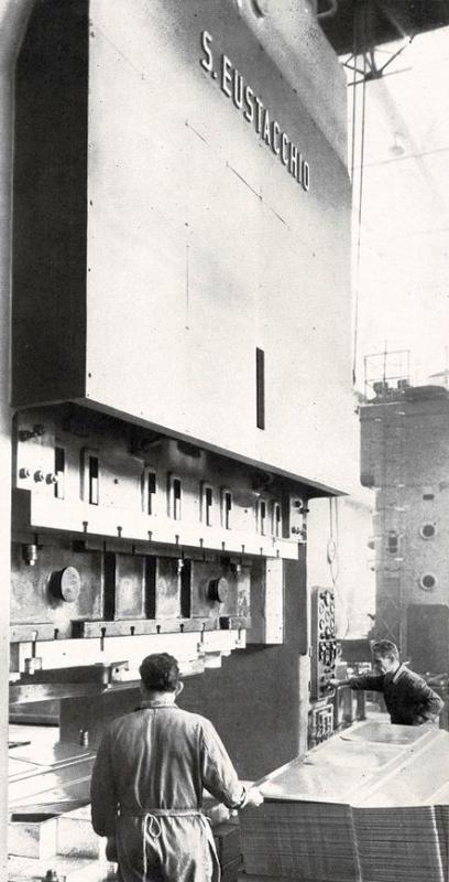 Pressa da 600 tonnellate della S. Eustacchio, settembre - novembre 1957, anno V, nn. 5-6, p. 55
