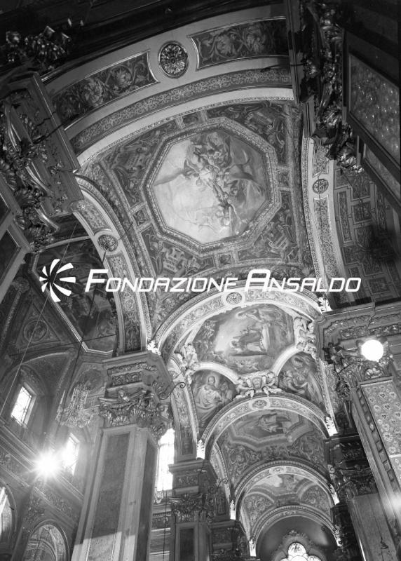 Genova - piazza Renato Negri - Chiesa Sant'Angostino interno