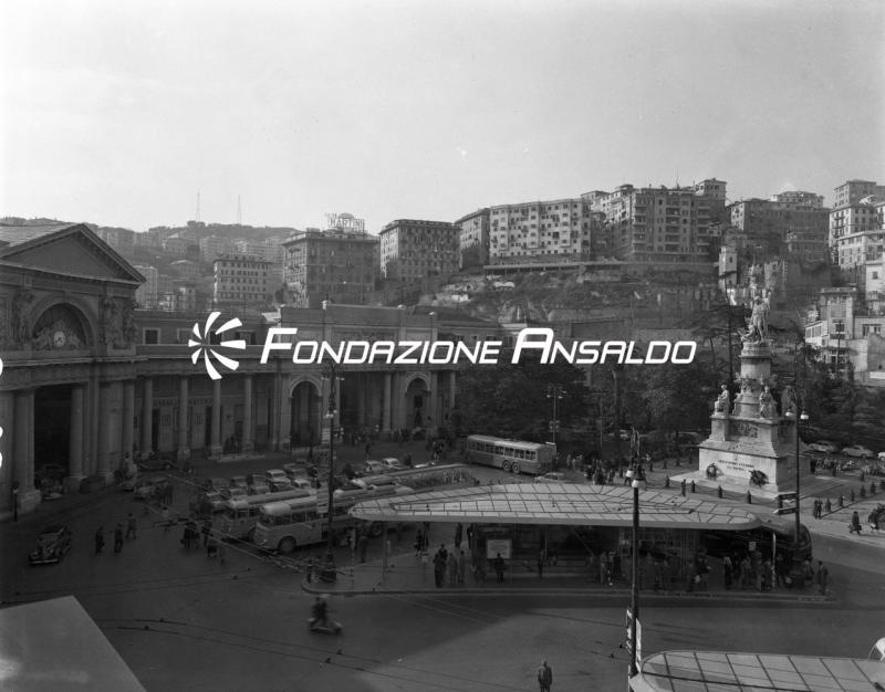 Genova - piazza Acquaverde