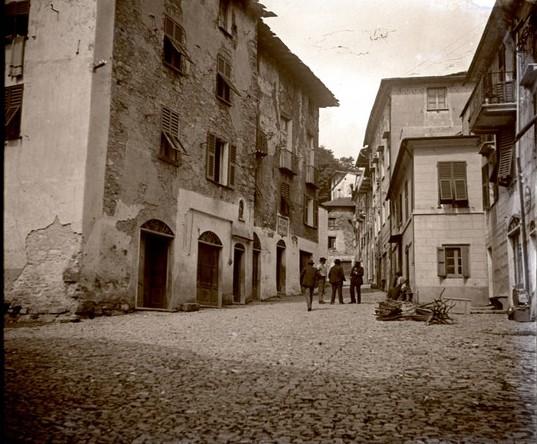 Torriglia - piazza Fieschi