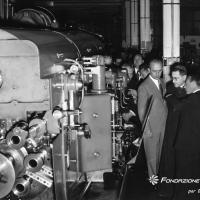 Motoguzzi - visita dell'arcivescovo Giuseppe Siri