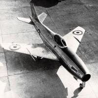 Il "Sagittario II", primo aviogetto, fatta eccezione per il motore, interamente costruito in Italia nella fabbrica Aerfer di Pomigliano d'Arco (NA), luglio - agosto 1956, anno IV, n. 4 - p. 19
