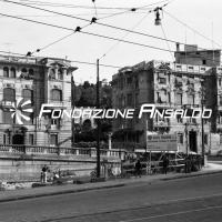 Genova - via Francesco Pozzo - distributore Shell