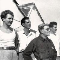 Operai della società di esercizio Elettrodomestici San Giorgio, nello stabilimento di La Spezia inaugurato nell'agosto del 1950, settembre 1954, anno II, n. 5 - p. 58