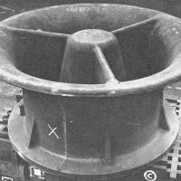 Campana di aspirazione fusa in ghisa "Ni-Resiste". Peso di 3360 Kg., p. 4