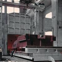 Ricottura di una cassa turbina a vapore nello stabilimento Ansaldo di Genova Sampierdarena, settembre 1954, anno II, n. 5 - p. 33