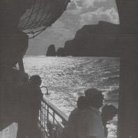 Capri in controluce, vista dalla "Anna C." in navigazione